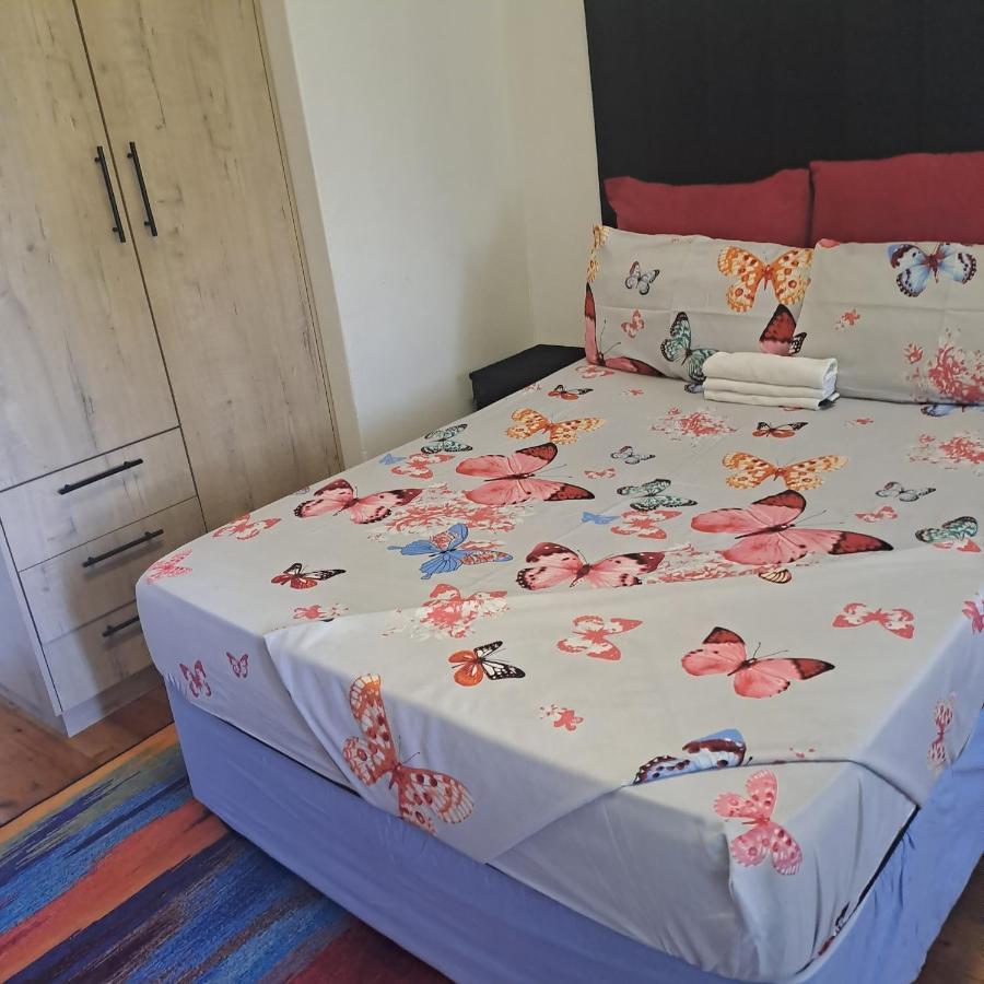 Moonlight Guesthouse Pretoria-Noord Zewnętrze zdjęcie