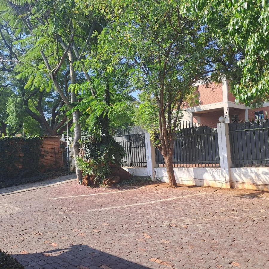 Moonlight Guesthouse Pretoria-Noord Zewnętrze zdjęcie